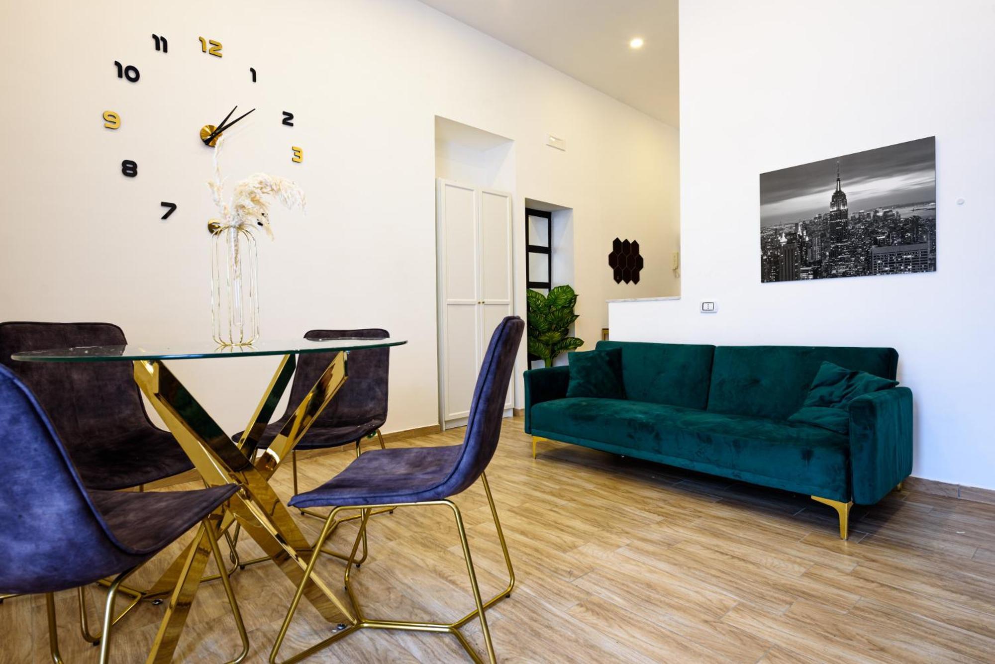 Luxury Apartment In Central City Neapel Exterior foto