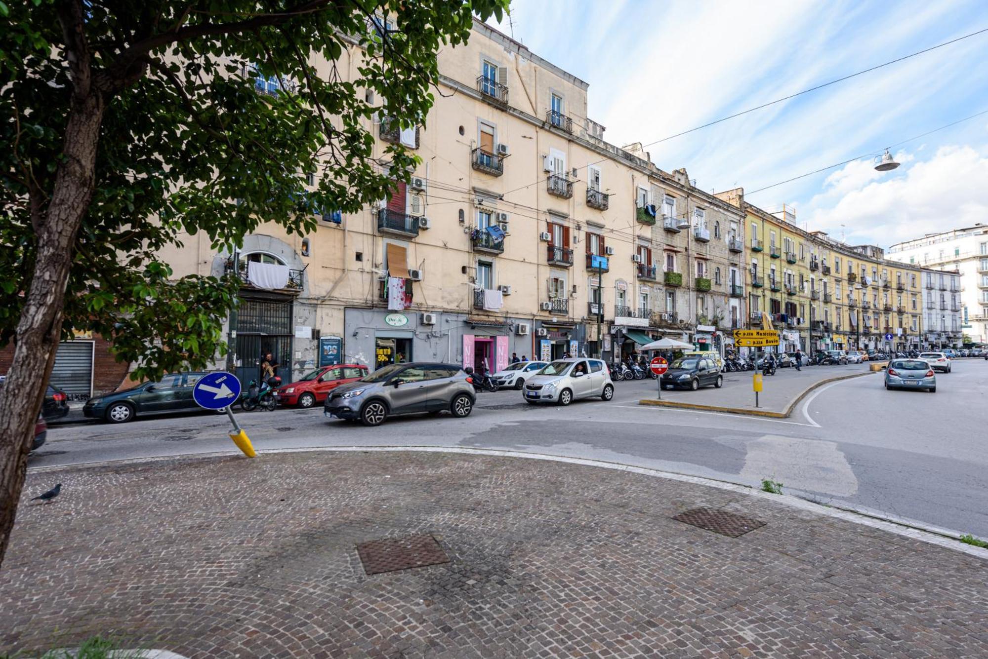 Luxury Apartment In Central City Neapel Exterior foto